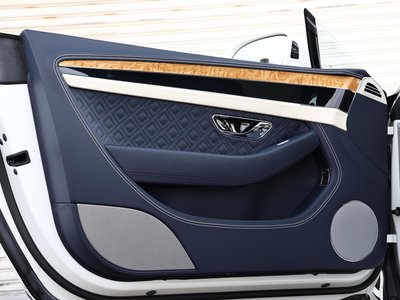 صورة مصغرة 57 لـ 2021 Bentley CONTINENTAL