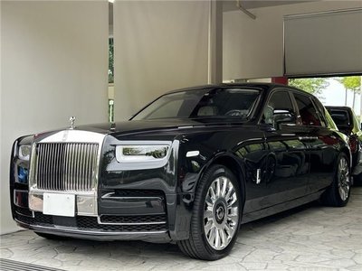 ROLLS-ROYCE PHANTOM - 1