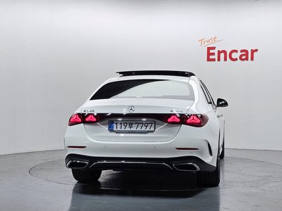 MERCEDES-BENZ E-CLASS - 3