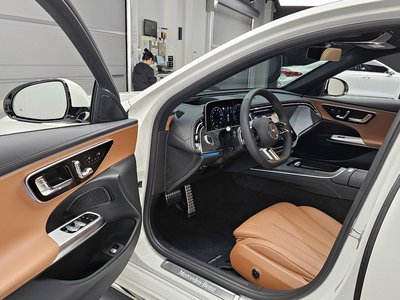 MERCEDES-BENZ E-CLASS - 10