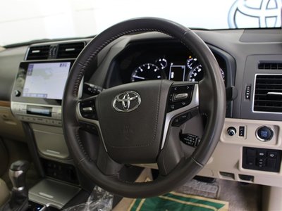TOYOTA LAND CRUISER PRADO - 4