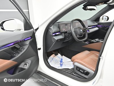 2023 BMW 5 SERIES 缩略图 11