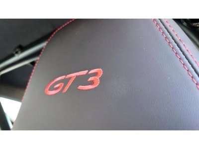 PORSCHE 911 - 9