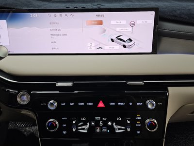 2025 Genesis G80 (RG3) — миниатюра 18