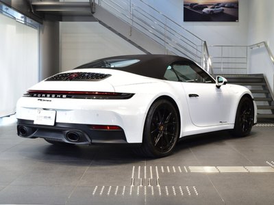 PORSCHE 911 CABRIOLET - 5