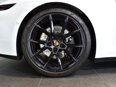 PORSCHE 911 CABRIOLET - 9