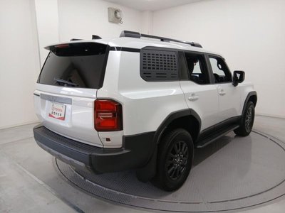 TOYOTA LAND CRUISER 250 - 5