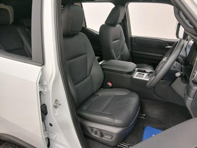 صورة مصغرة 14 لـ 2024 Toyota LAND CRUISER 250