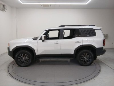 TOYOTA LAND CRUISER 250 - 8