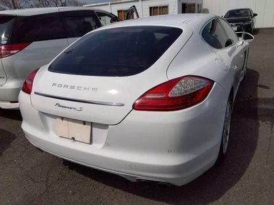PORSCHE PANAMERA - 5