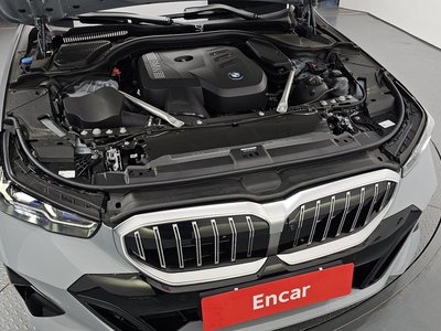 BMW 5 SERIES - 7