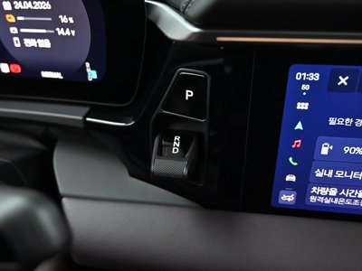 PORSCHE MACAN - 9