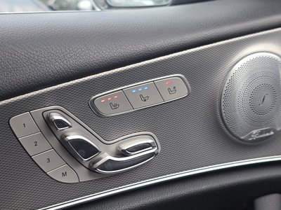 MERCEDES-BENZ E-CLASS - 5