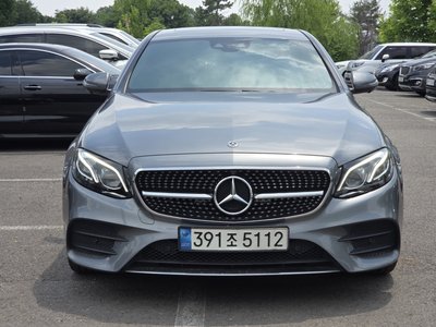 MERCEDES-BENZ E-CLASS - 4