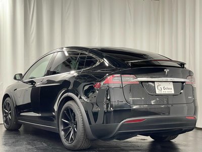TESLA MODEL X - 4