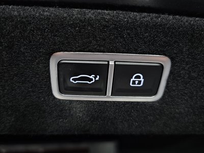 2022 Genesis G90 (RS4) thumbnail 34