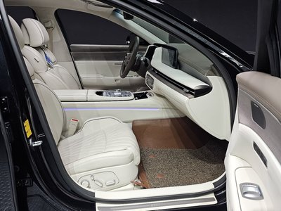 2022 Genesis G90 (RS4) thumbnail 16