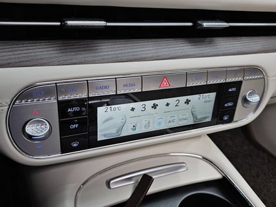 2022 Genesis G90 (RS4) thumbnail 38