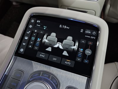 2022 Genesis G90 (RS4) thumbnail 39