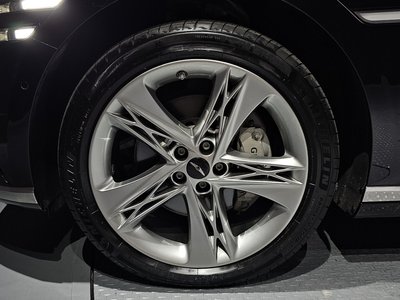 2022 Genesis G90 (RS4) photo 6