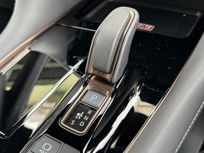 TOYOTA ALPHARD - 6