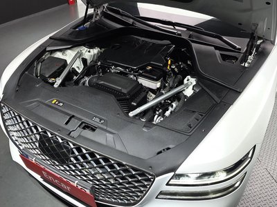 GENESIS G80 (RG3) - 7