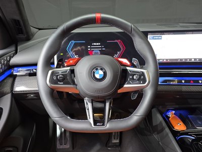 2025 BMW M5 缩略图 21