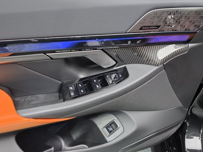 2025 BMW M5 缩略图 27