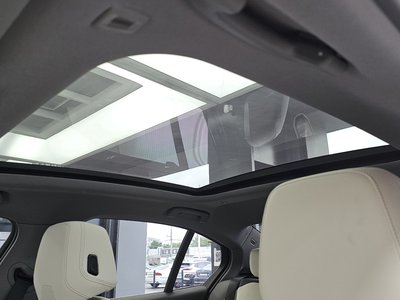 صورة مصغرة 25 لـ 2025 BMW 5 SERIES