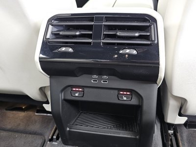 صورة مصغرة 26 لـ 2025 BMW 5 SERIES