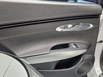 2021 Genesis GV70 thumbnail 15