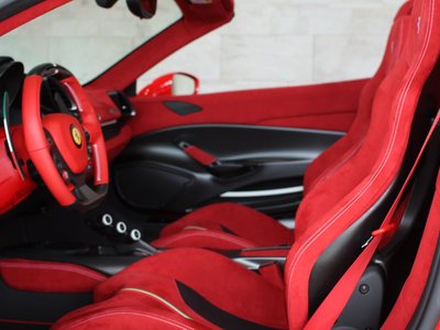 FERRARI 488 PISTA SPIDER - 10