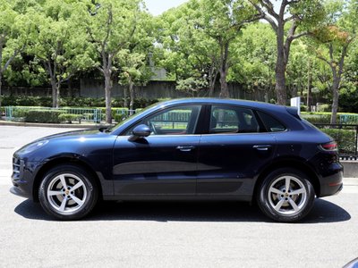 PORSCHE MACAN - 6