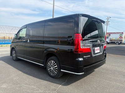 صورة 7 لـ 2020 Toyota GRAND ACE