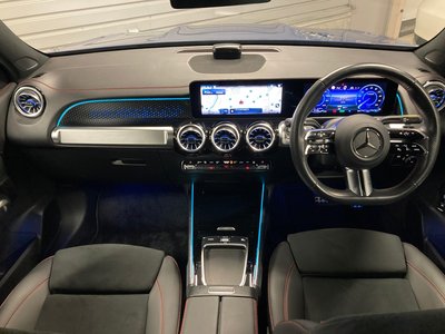 MERCEDES-BENZ EQB - 6