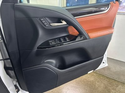 2017 Lexus LX — миниатюра 67