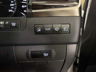 2017 Lexus LX — миниатюра 64