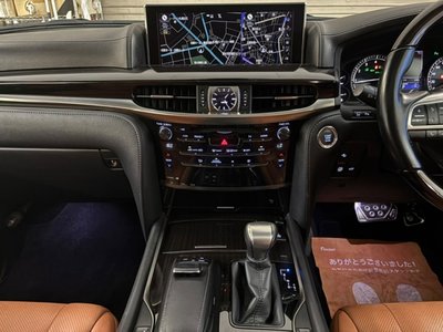 2017 Lexus LX — миниатюра 46