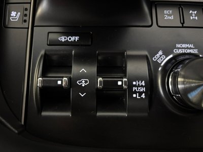2017 Lexus LX — миниатюра 49