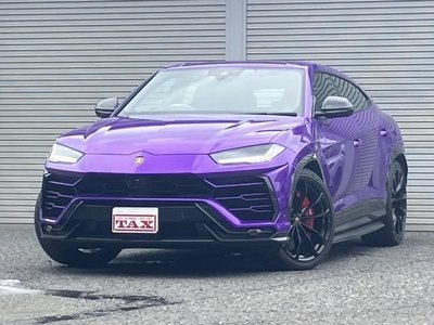 2022 Lamborghini URUS — фото 1