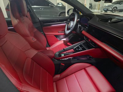صورة 4 لـ 2025 Porsche MACAN