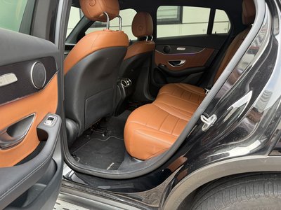 صورة 10 لـ 2021 Mercedes-BENZ GLC