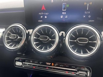 2025 Mercedes-BENZ GLB photo 9