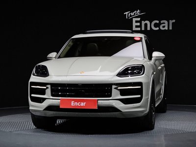 2024 Porsche CAYENNE 照片 2