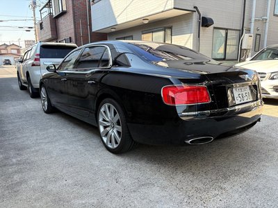 BENTLEY FLYING SPUR - 4