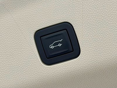 2026 Cadillac ESCALADE photo 39