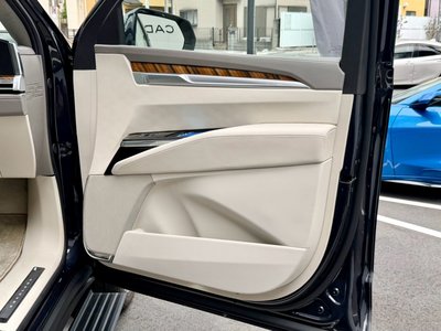 2026 Cadillac ESCALADE photo 40