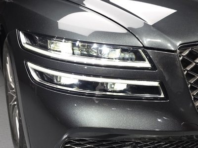 GENESIS G80 (RG3) - 9