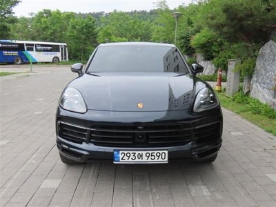 PORSCHE CAYENNE - 1