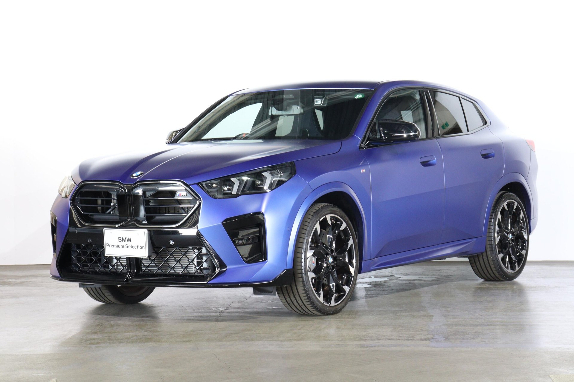 BMW X2 - View 1